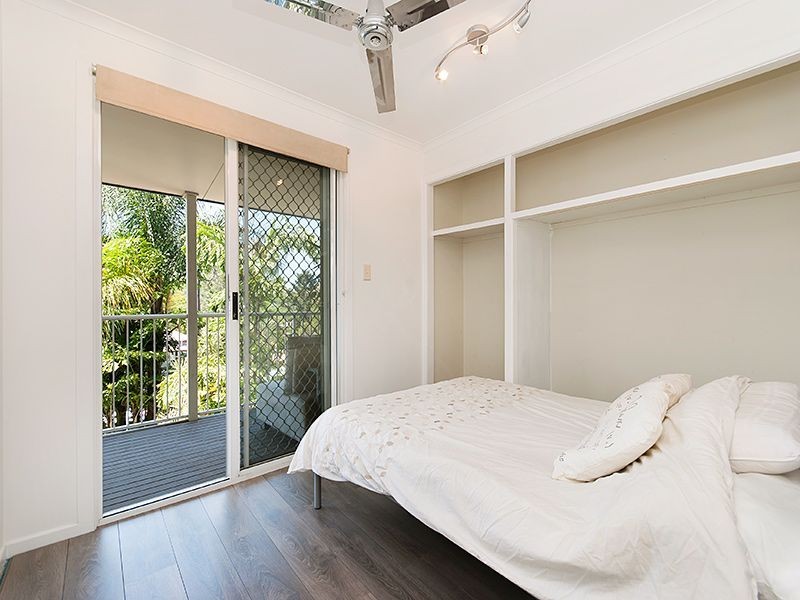 2/72 Alpha Street, Taringa QLD 4068