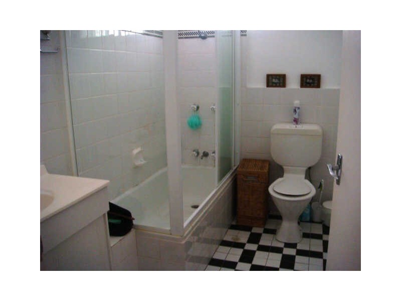 1/15 Cadell Street, Toowong QLD 4066