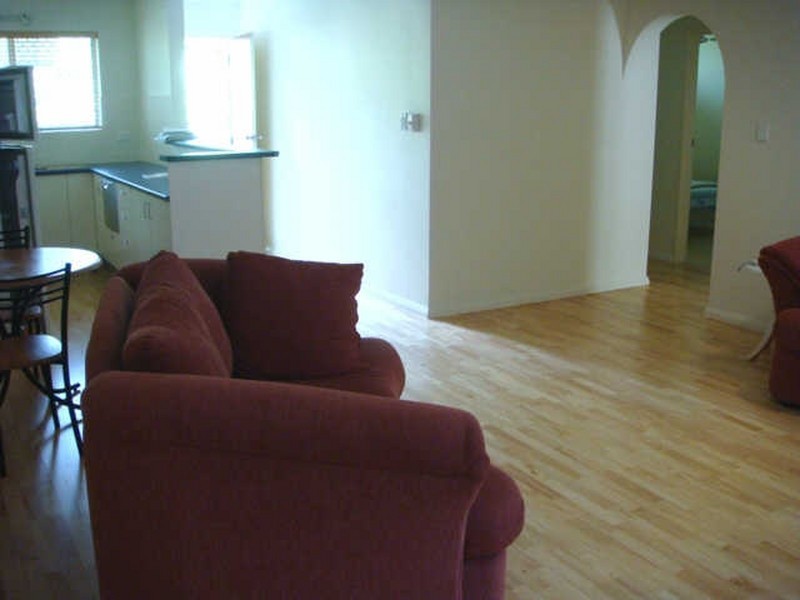 4/49 Miskin Street, Toowong QLD 4066