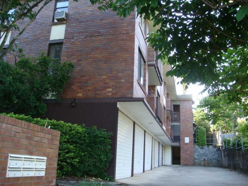 2/59 Warren Street, St Lucia QLD 4067