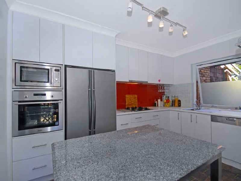 1/136 Miskin Street, Toowong QLD 4066