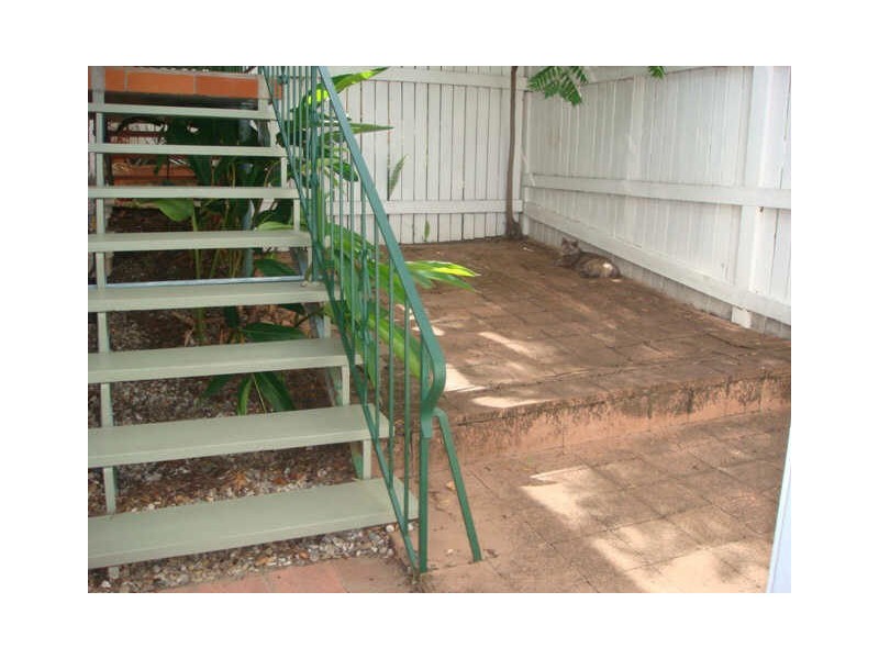 4/43 Saunders Street, Indooroopilly QLD 4068