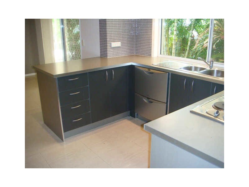 74 Northbrook Street, Sinnamon Park QLD 4073