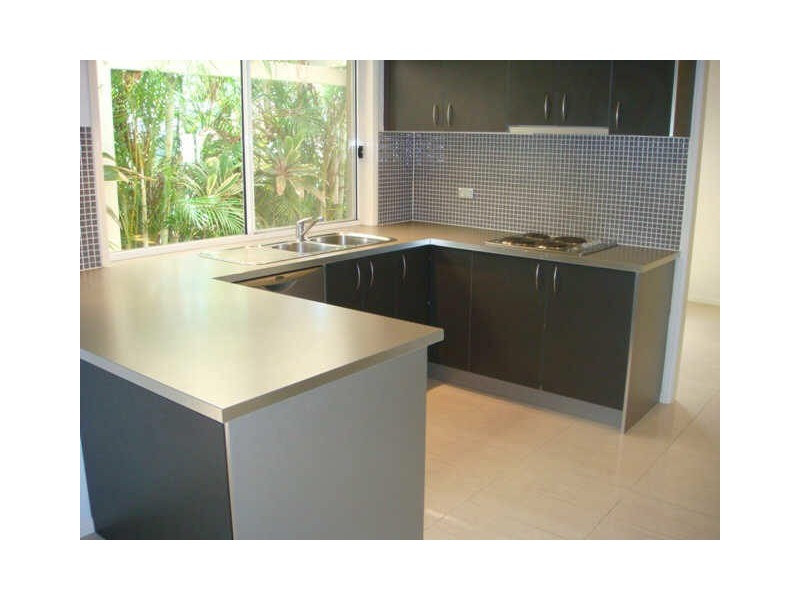74 Northbrook Street, Sinnamon Park QLD 4073