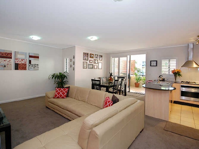 101/7 Land Street, Toowong QLD 4066