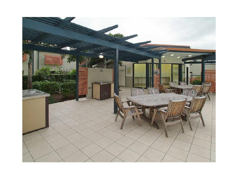 60/9 Sylvan Road, Toowong QLD 4066