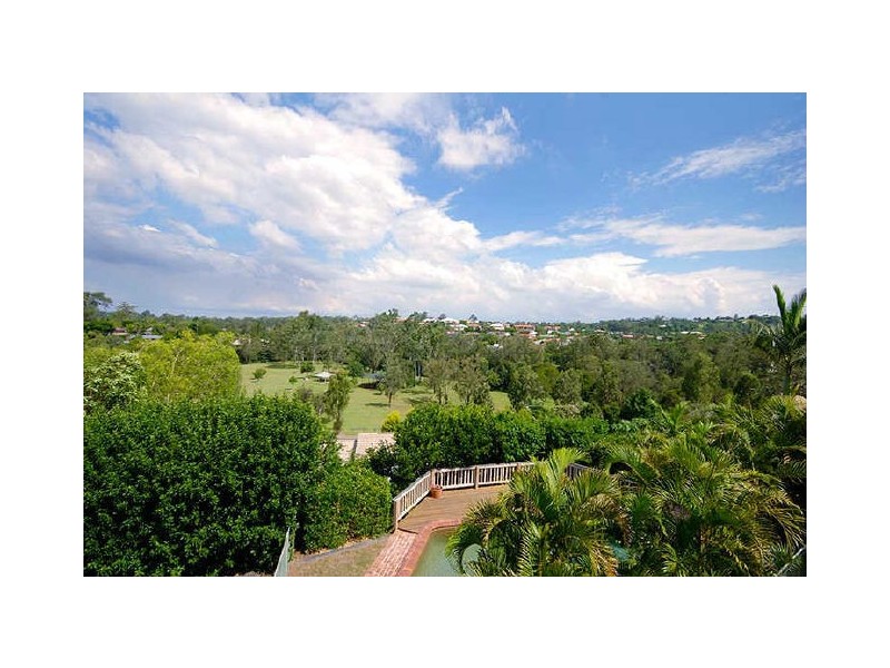 31 Broadmoor Street, Kenmore Hills QLD 4069