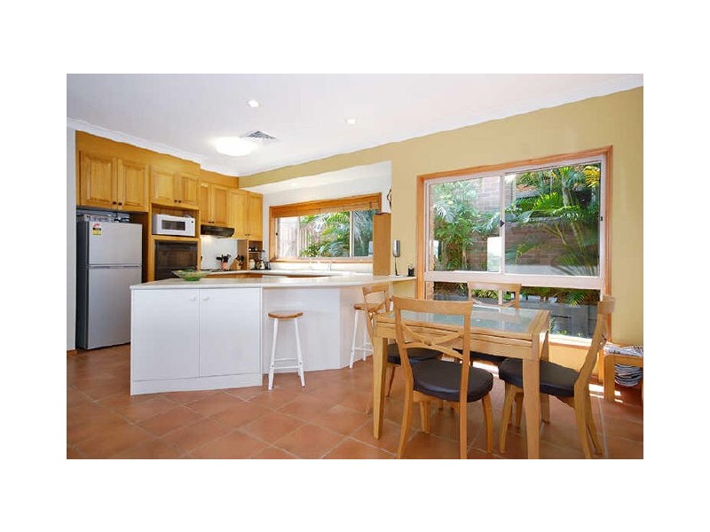 31 Broadmoor Street, Kenmore Hills QLD 4069
