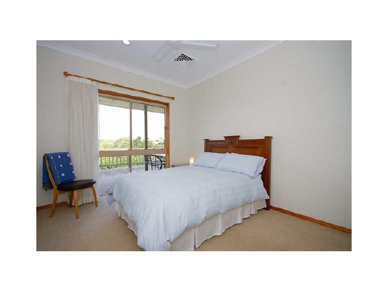31 Broadmoor Street, Kenmore Hills QLD 4069