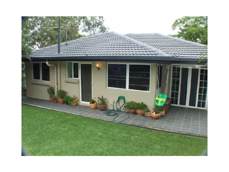 11 Steptoe Street, Chapel Hill QLD 4069