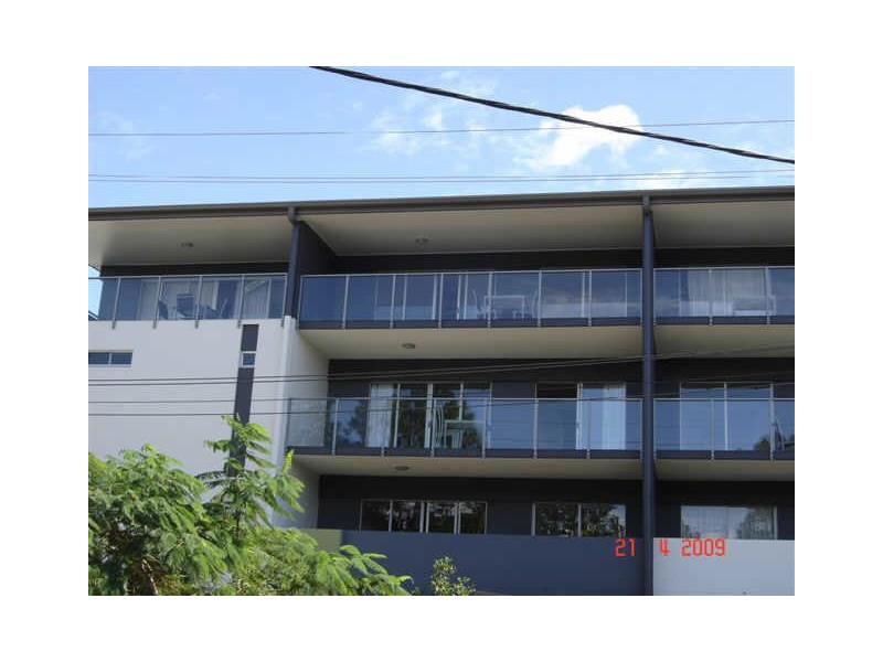 23/221 Sir Fred Schonell Drive, St Lucia QLD 4067