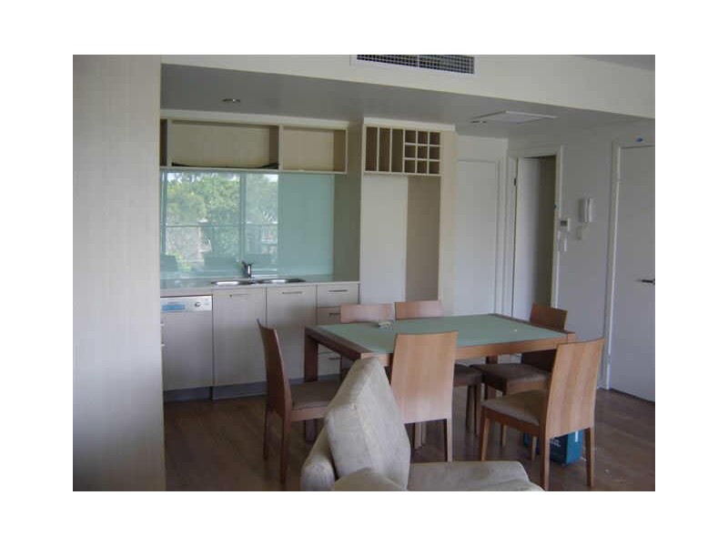 23/221 Sir Fred Schonell Drive, St Lucia QLD 4067