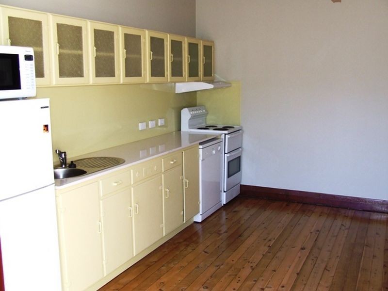 16 Brasted Street, Taringa QLD 4068