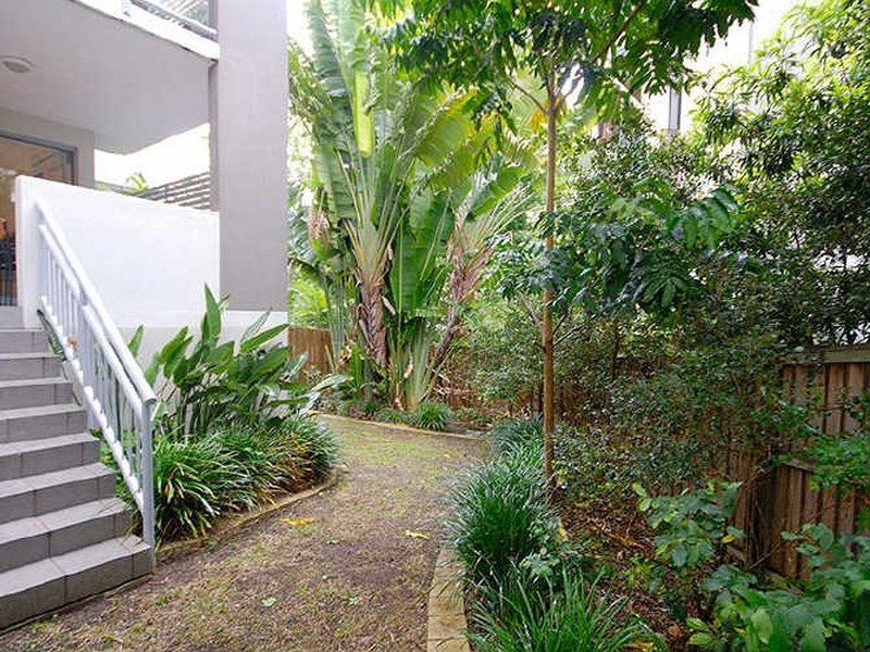 1/36 Holland Street, Toowong QLD 4066