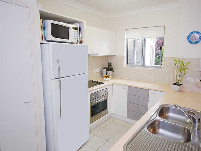 1/36 Holland Street, Toowong QLD 4066