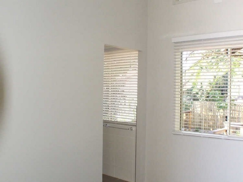 6/23 Indooroopilly Road, Toowong QLD 4066