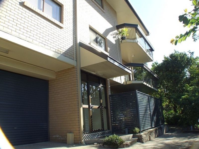 4/109 Indooroopilly Road, Taringa QLD 4068