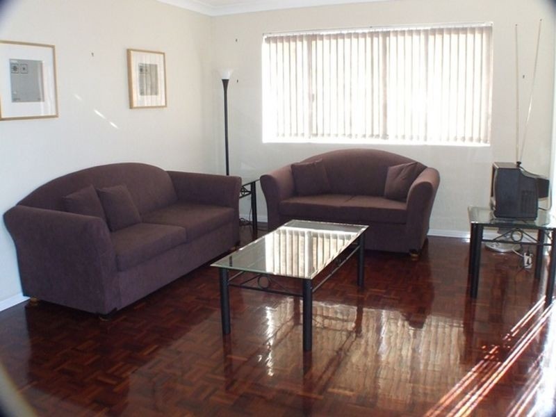 4/109 Indooroopilly Road, Taringa QLD 4068