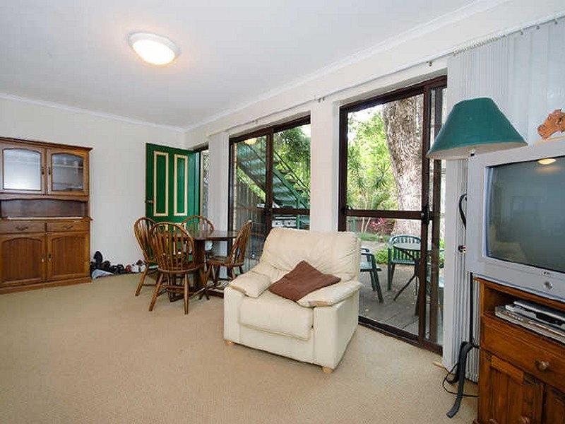 4/12 Woodstock Avenue, Taringa QLD 4068