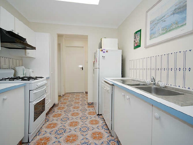 4/12 Woodstock Avenue, Taringa QLD 4068