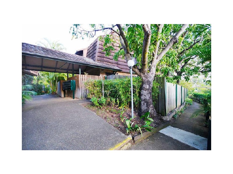 4/12 Woodstock Avenue, Taringa QLD 4068