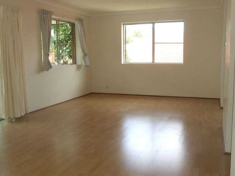 9/179 Sir Fred Schonell Drive, St Lucia QLD 4067