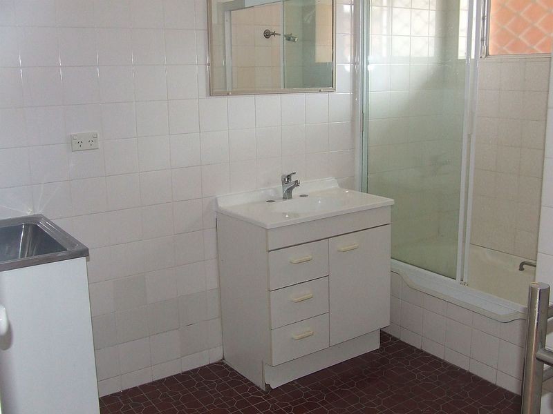 9/179 Sir Fred Schonell Drive, St Lucia QLD 4067