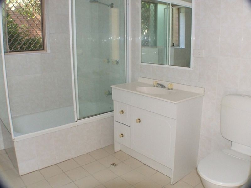 2/29 Brisbane Street, St Lucia QLD 4067