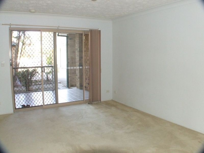 2/29 Brisbane Street, St Lucia QLD 4067