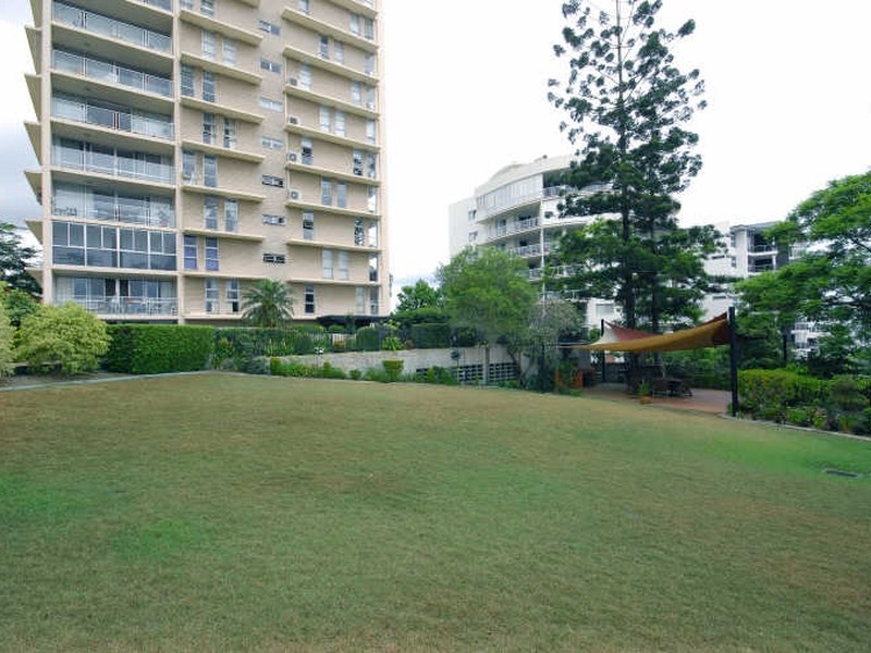 72/24 Dunmore Terrace, Auchenflower QLD 4066