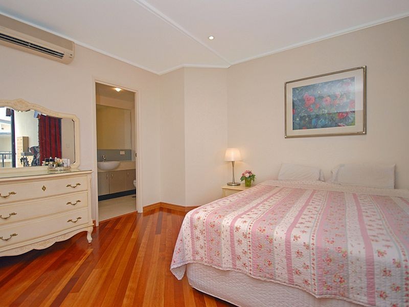 182/7 Land Street, Toowong QLD 4066