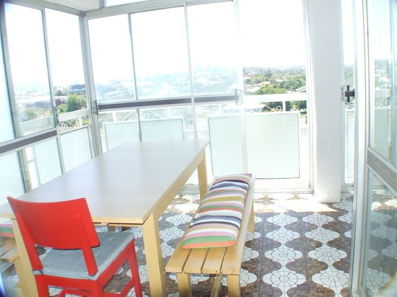 8/40 Glen Road, Toowong QLD 4066