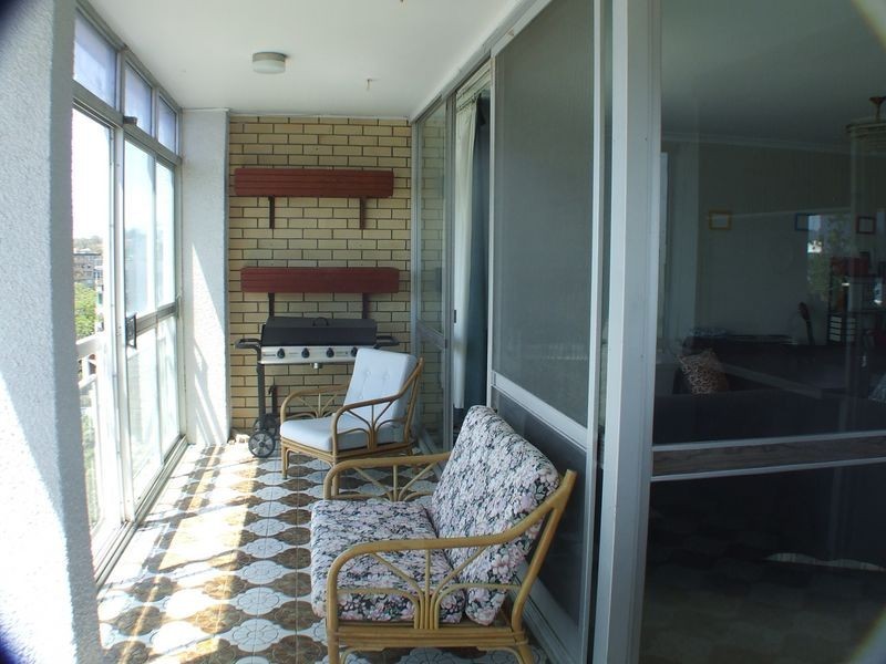 8/40 Glen Road, Toowong QLD 4066