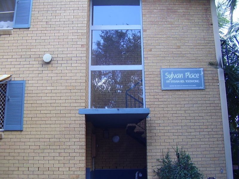 4/119 Sylvan Road, Toowong QLD 4066