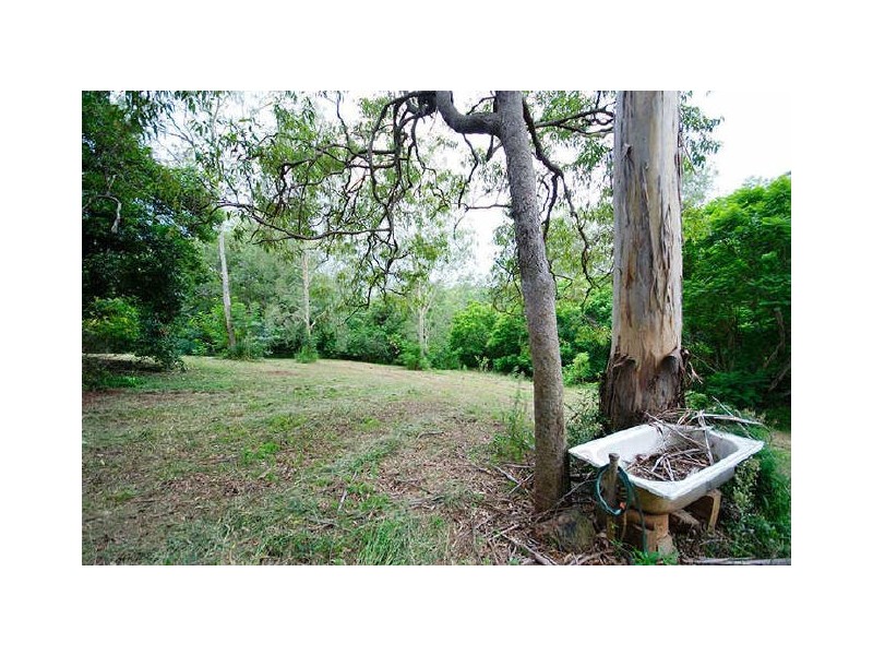 Kenmore Hills QLD 4069