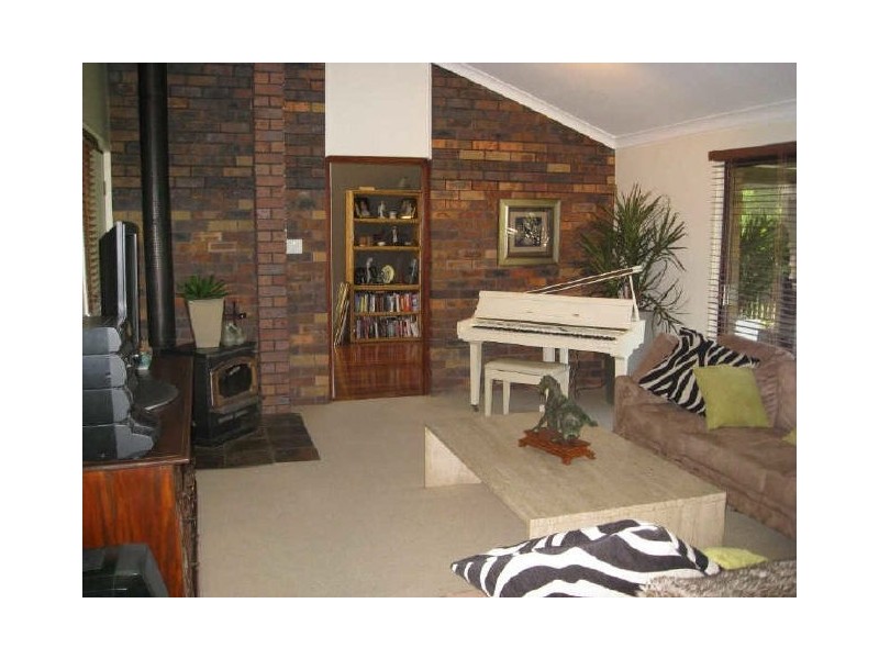 Kenmore Hills QLD 4069