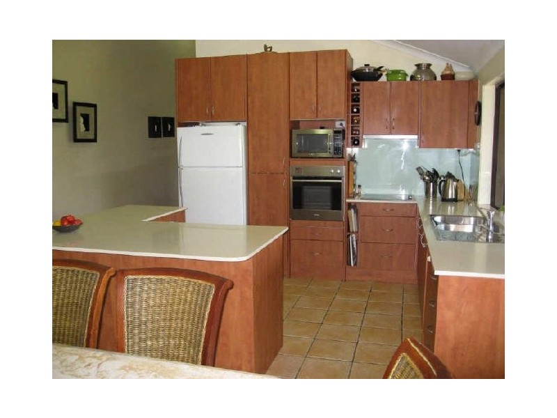 Kenmore Hills QLD 4069