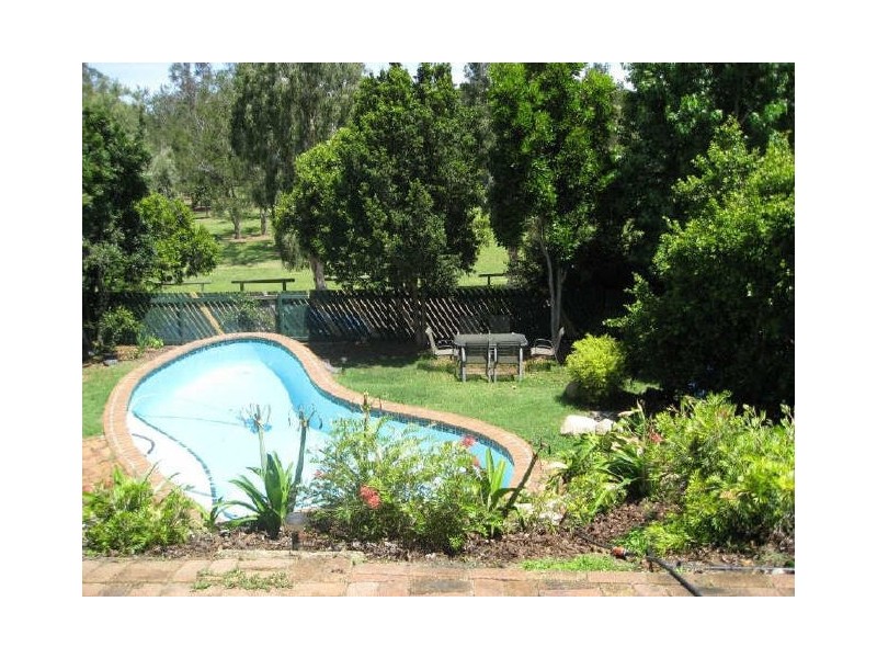 Kenmore Hills QLD 4069