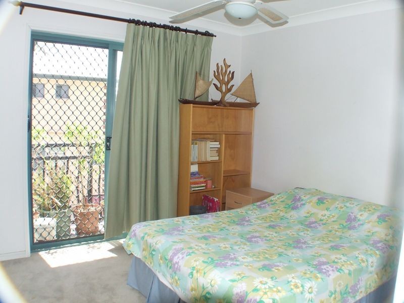 1/23 Burns Road, Toowong QLD 4066