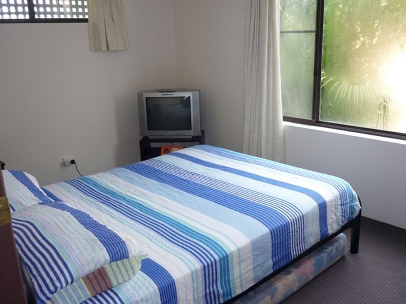 2/11 Ada Street, Taringa QLD 4068