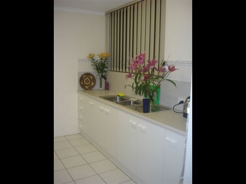 1/82 Miskin Street, Toowong QLD 4066