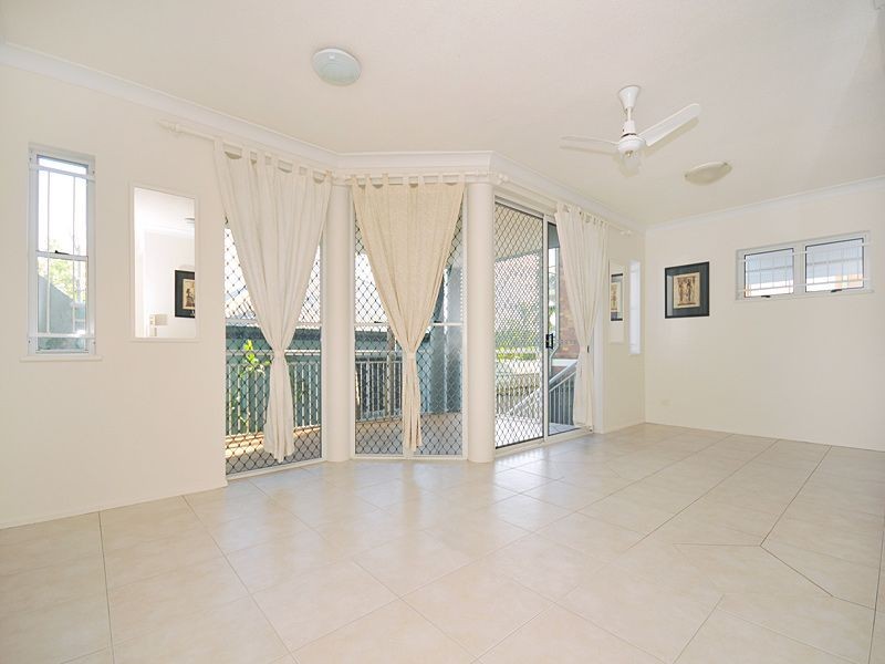 1/1 Ascog Terrace, Toowong QLD 4066