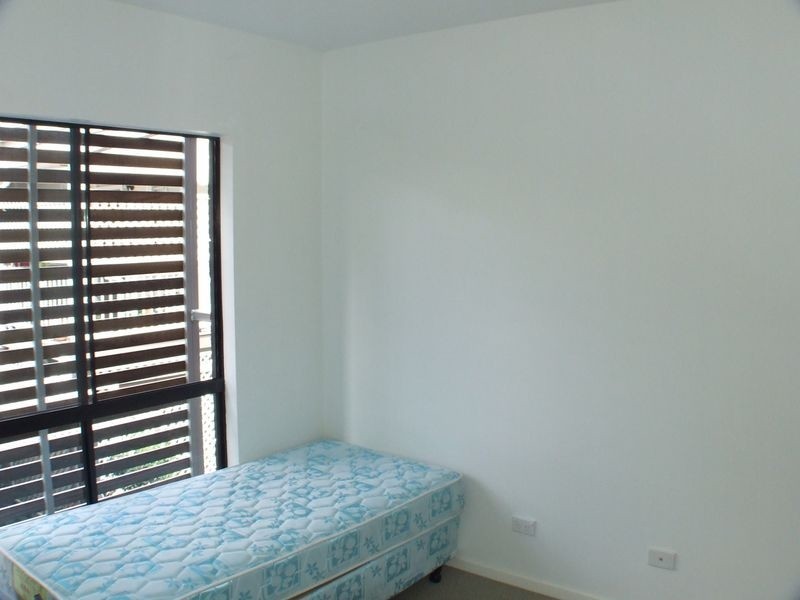 2/26 Lambert Road, Indooroopilly QLD 4068