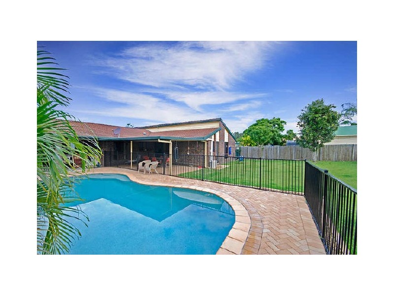 8 Kooralla Court, Karana Downs QLD 4306