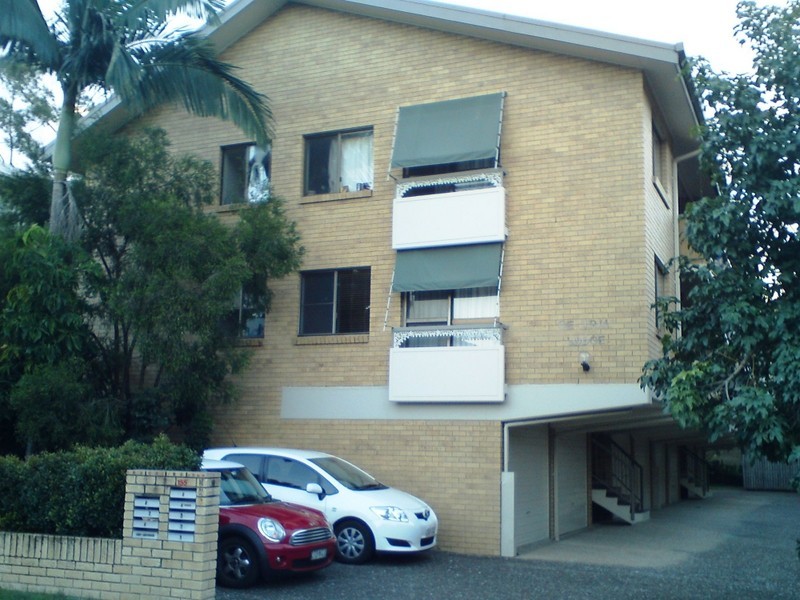 7/155 Central Avenue, Indooroopilly QLD 4068
