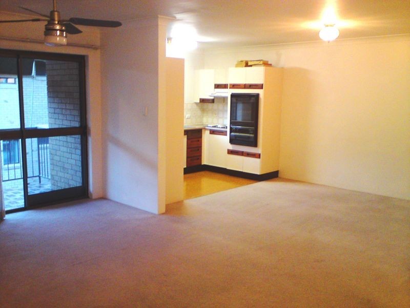 7/155 Central Avenue, Indooroopilly QLD 4068