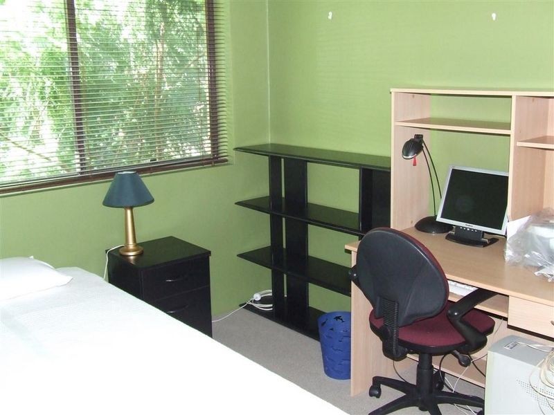 6/8 Bryce Street, St Lucia QLD 4067