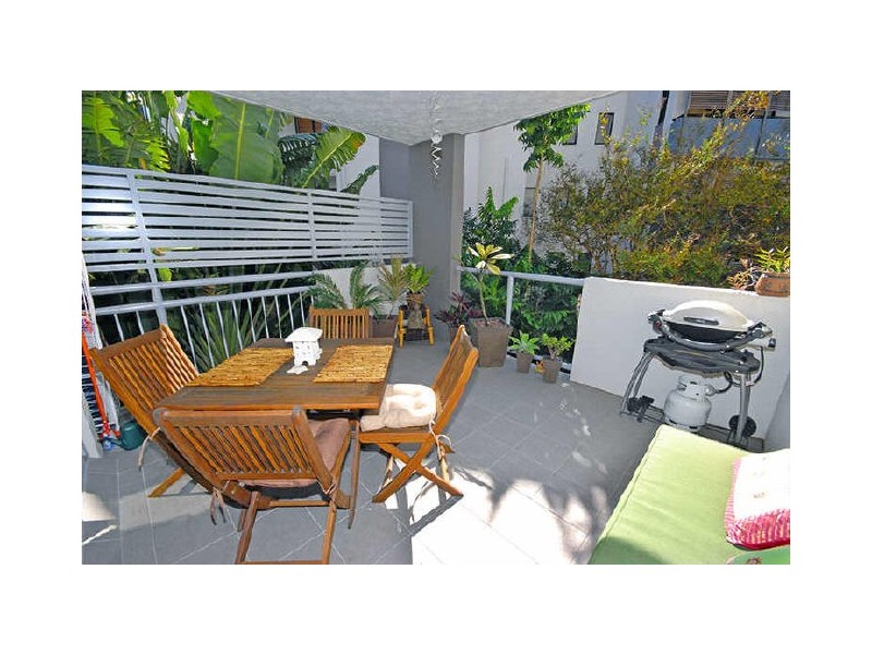 5/36 Holland Street, Toowong QLD 4066