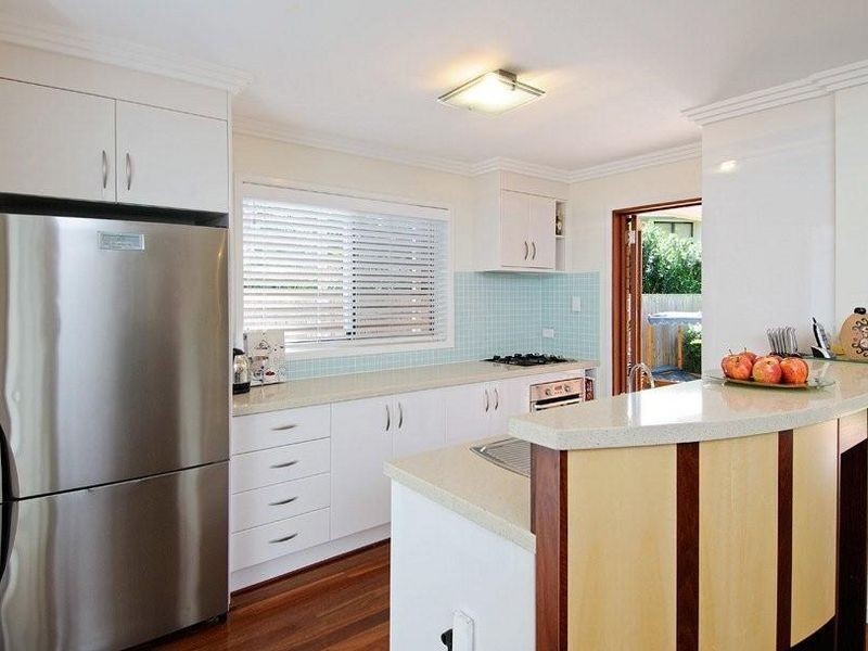 2/48 Highview Terrace, St Lucia QLD 4067