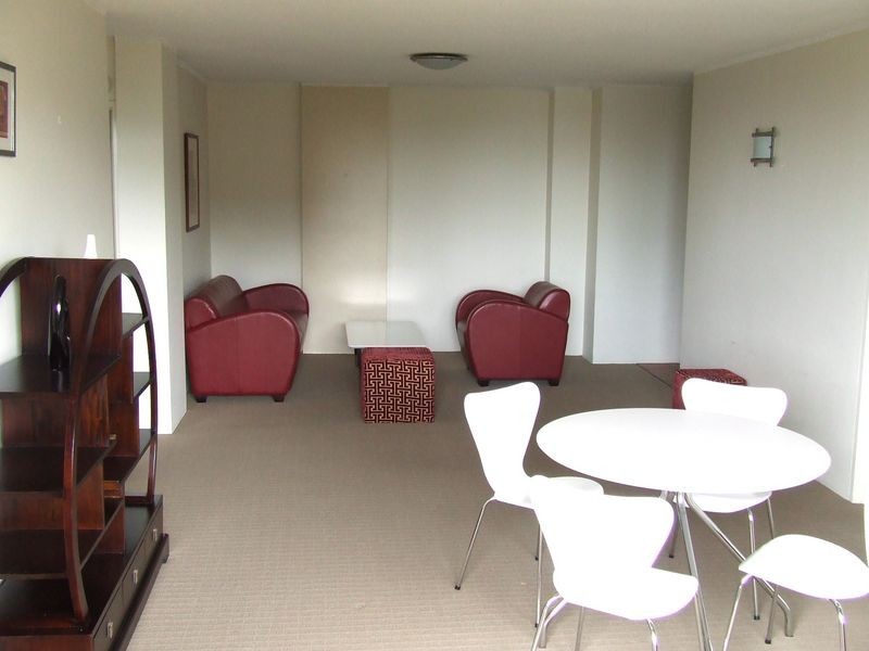 10/36 Jerdanefield Road, St Lucia QLD 4067